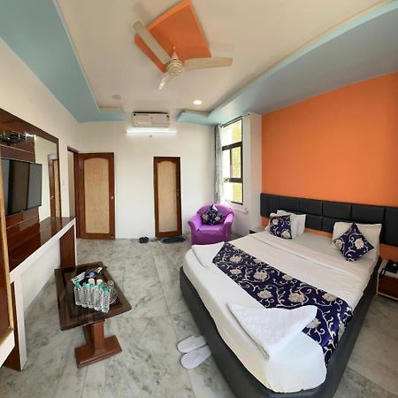 Hotel Indore Palace - Feel At Home Shirdi Extérieur photo