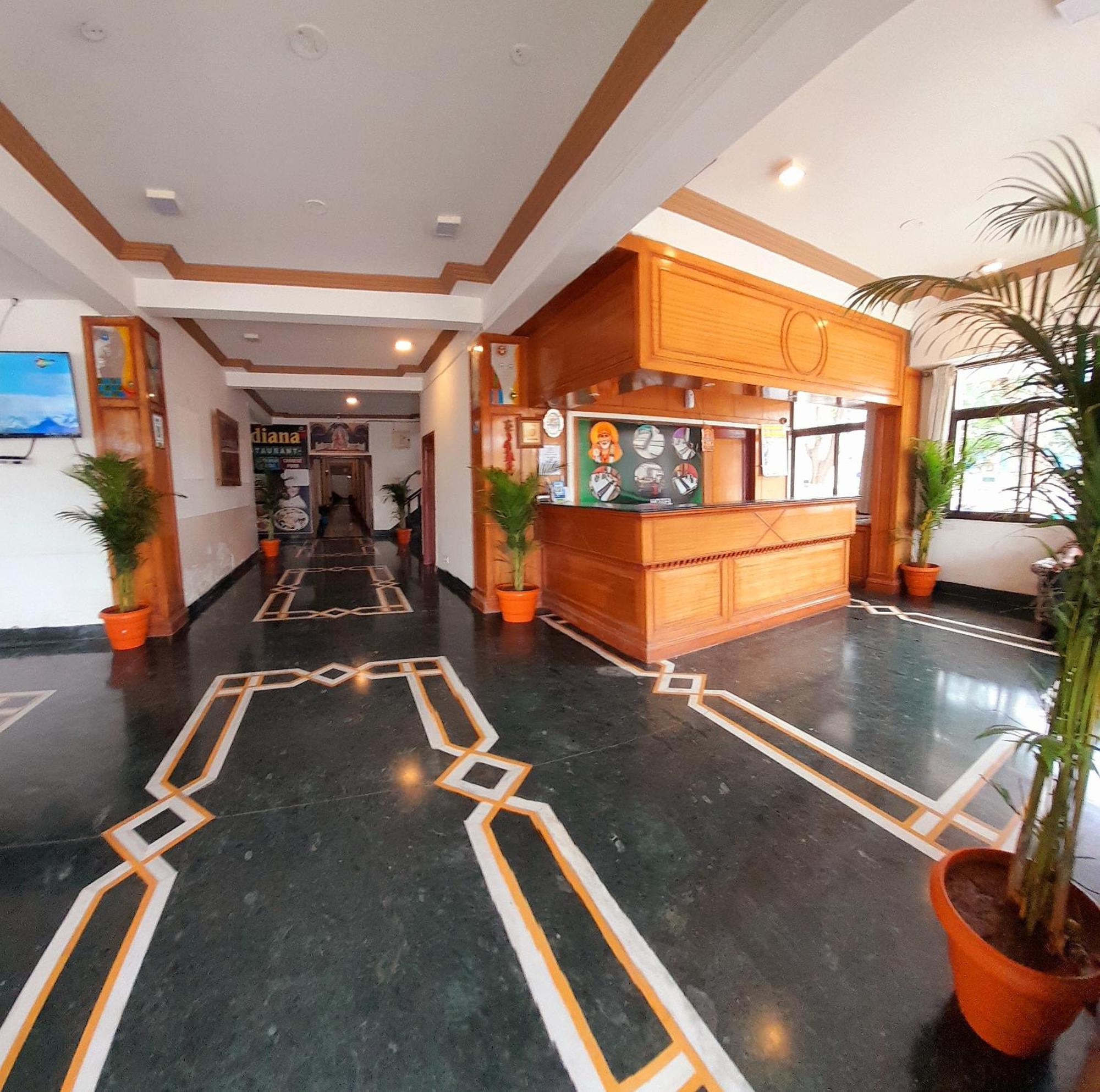 Hotel Indore Palace - Feel At Home Shirdi Extérieur photo