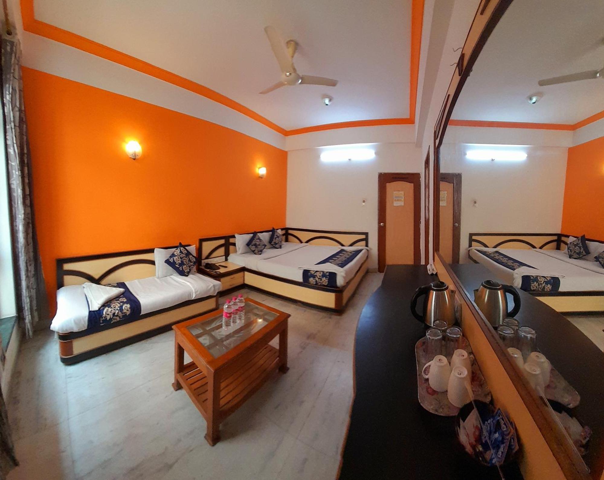 Hotel Indore Palace - Feel At Home Shirdi Extérieur photo