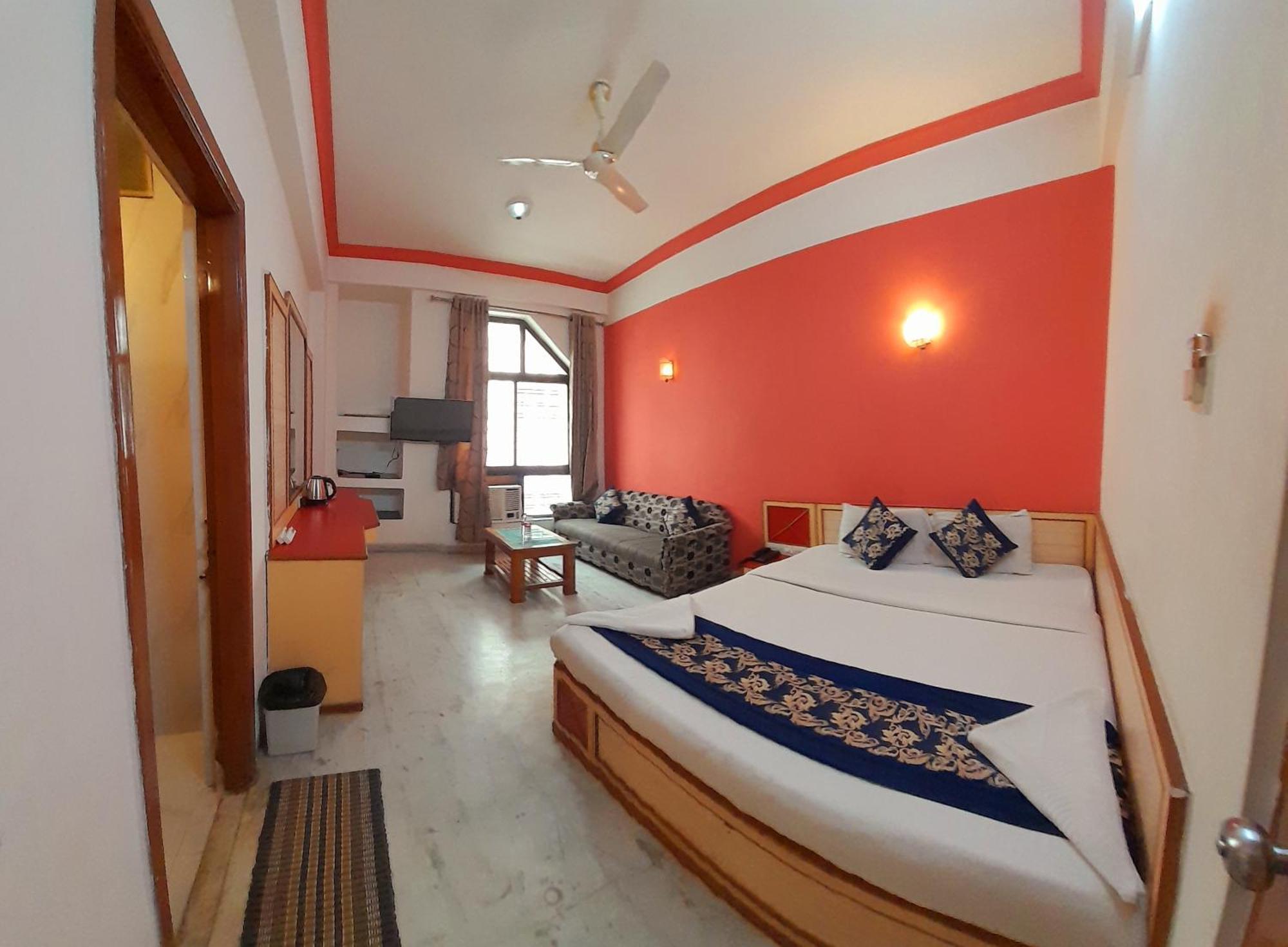 Hotel Indore Palace - Feel At Home Shirdi Extérieur photo