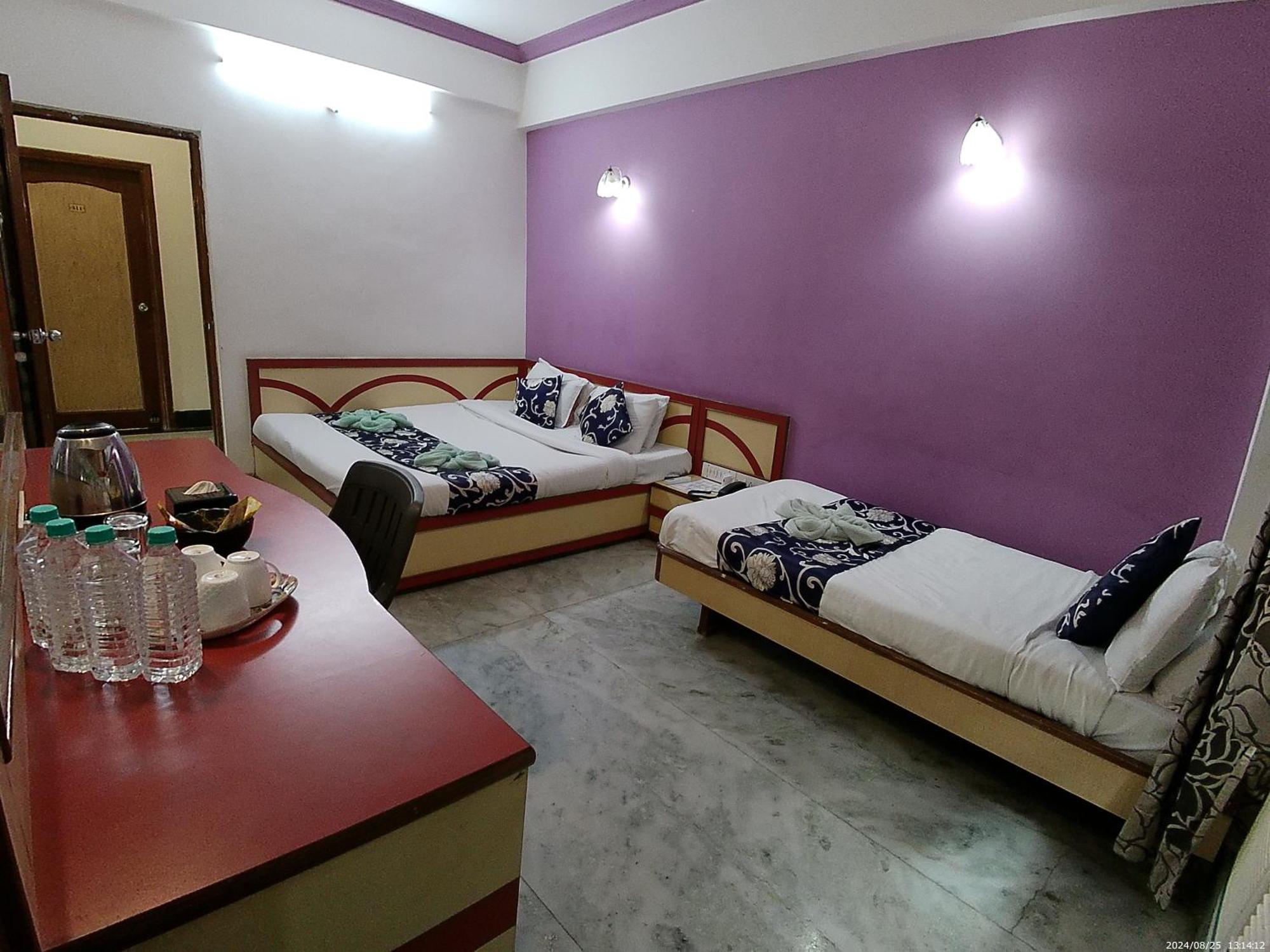 Hotel Indore Palace - Feel At Home Shirdi Extérieur photo