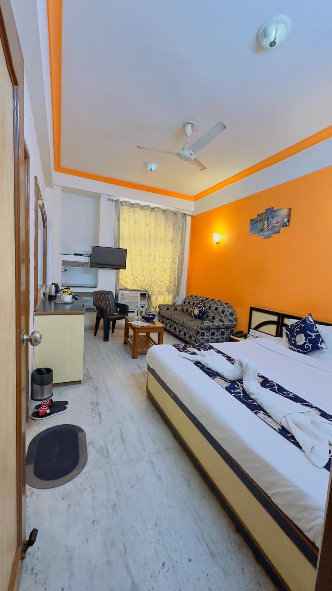Hotel Indore Palace - Feel At Home Shirdi Extérieur photo